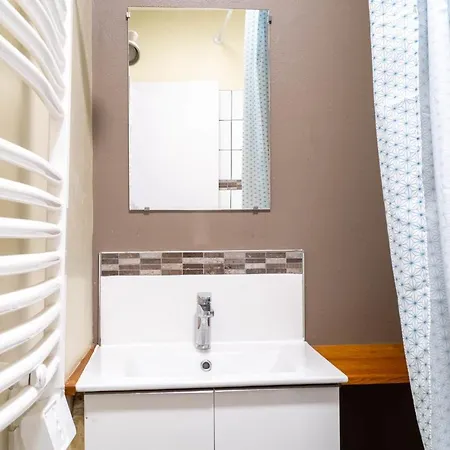 Le Henri Iv- Studio Pratique A Apartment *
